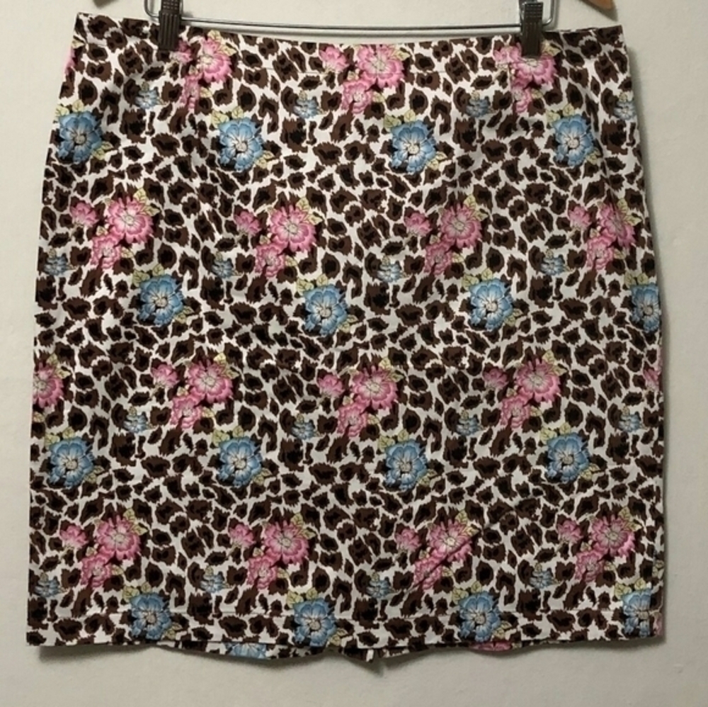 Nicole by Nicole miller skirt size 16